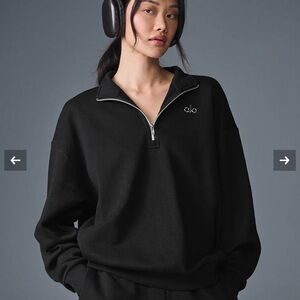 ALO Yoga Black Zip-Up Jacket